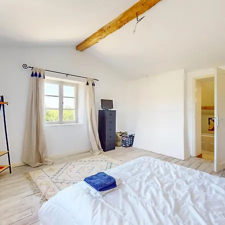 3 Bedroom Beautiful In 度假居 Armillac
